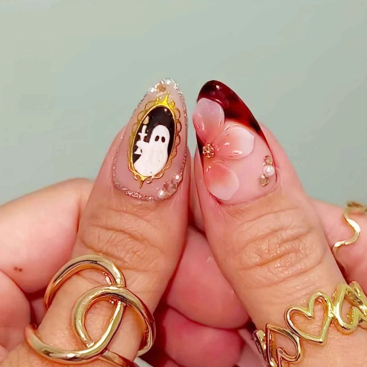 **24 Uds. Uñas Postizas Francesas Almendradas – Diseño Halloween con Calabazas, Fantasmas y Telarañas**